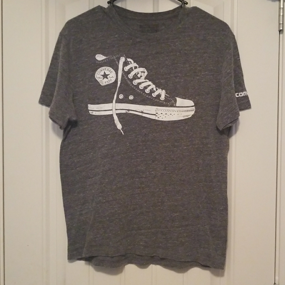 Converse tshirt